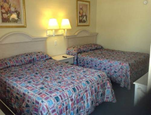 Days Inn Pensacola North Ferry Pass Экстерьер фото